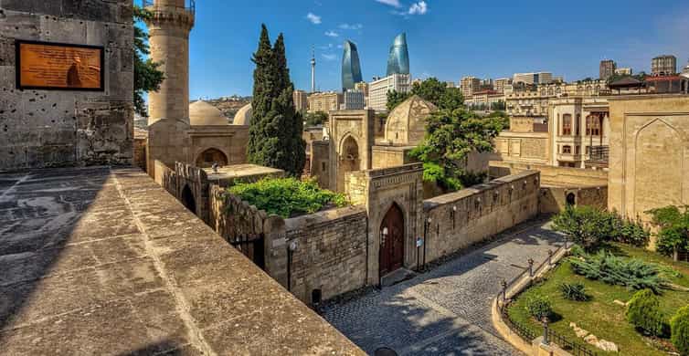 Baku: Stunning Walking Tour of Historical and Modern City photo 13