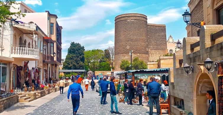 Baku: Stunning Walking Tour of Historical and Modern City photo 8
