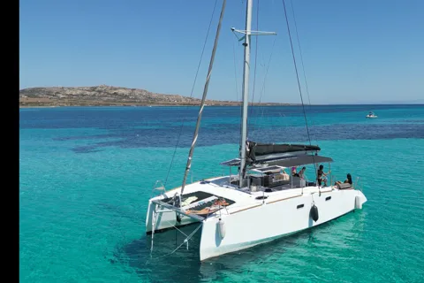 Stintino: full day tour catamaran Asinara Island