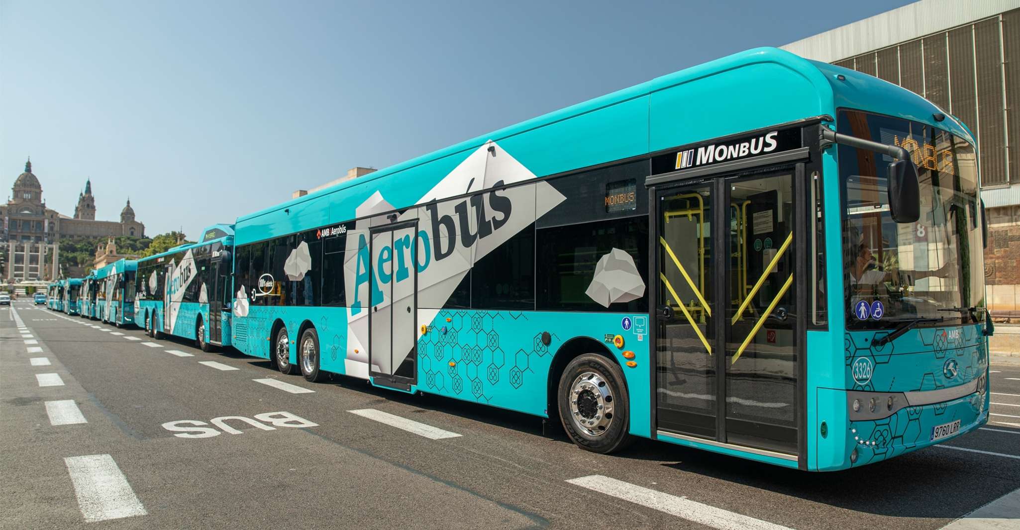 Barcelona, One-Way Shared Transfer to/from Airport and City - Housity