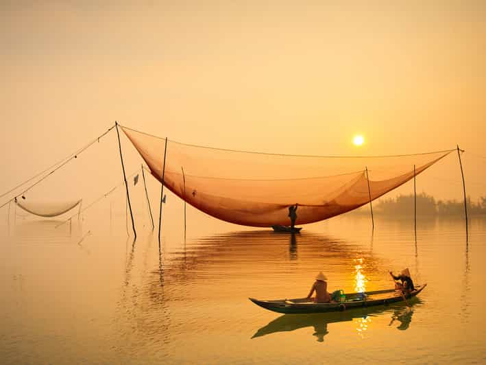 Hoi An Gita In Barca Al Tramonto Con Esperienza Di Pesca E Barbecue