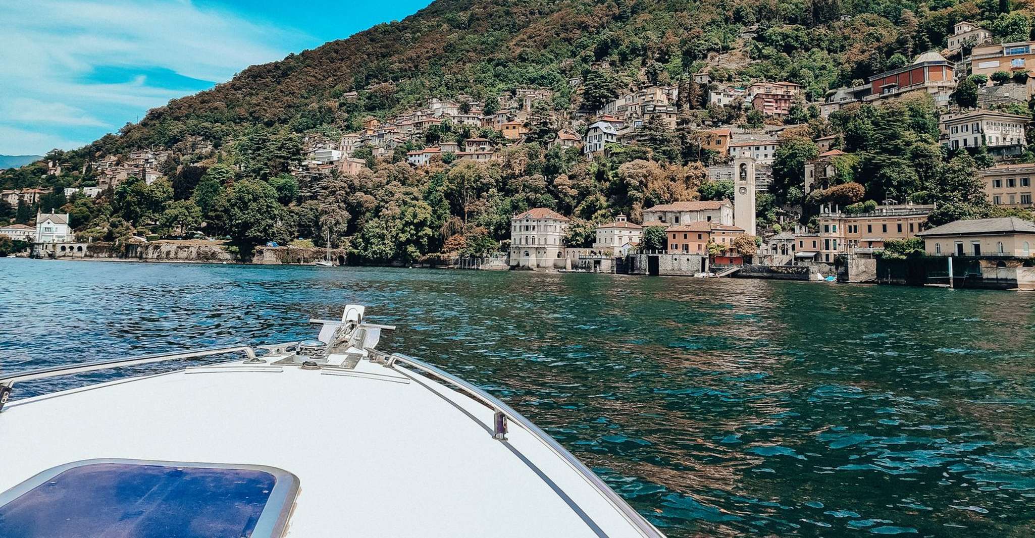 Excursão de barco turístico particular em Lago de Como - Hizvo