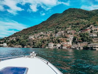 Côme, Lac de Côme Visite privée en bateau - Hizvo