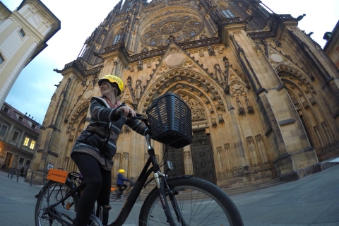 Prywatna alternatywna historyczna wycieczka rowerem elektrycznym z przewodnikiem