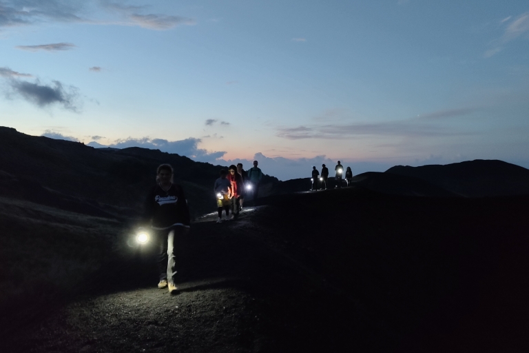 Trekking de nuit sur l'EtnaVisite de groupe
