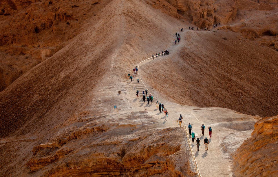 Desde Jerusalén Amanecer en Masada Ein Gedi y Mar Muerto GetYourGuide