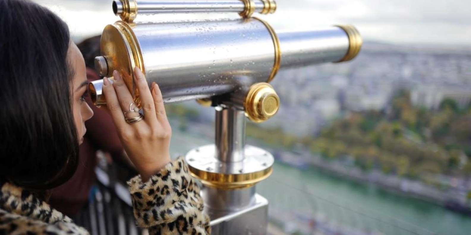 Paris: Eiffel Tower Entry Ticket with Optional Summit Access — gallery image 1