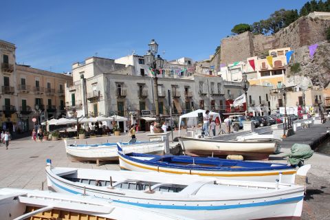 Messina: History and Highlights Guided Walking Tour