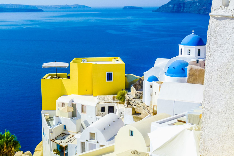 From Athens: 2-Day Tour of Santorini with Accommodation