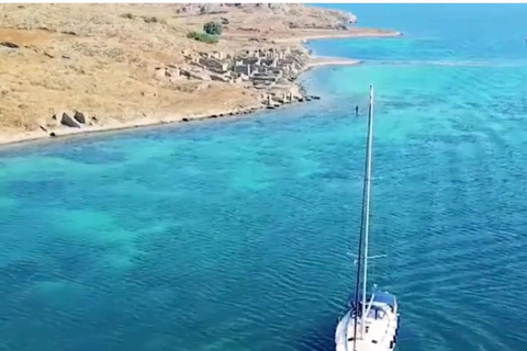 Mykonos : Excursion en voilier sur les plages du sud avec déjeuner et transferts