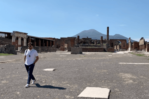 Pompeji VIP 3-timmars rundtur: Hoppa över linjen med din arkeologPompeji VIP: Hoppa över kön med din arkeologguide