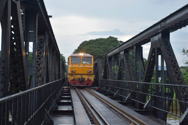 Vanuit Bangkok: Erawan & hoogtepunten van Kanchanaburi