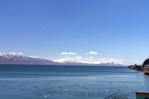 De Tbilisi: Excursão de dia inteiro a Dilijan e ao Lago Sevan na Armêniatour privado