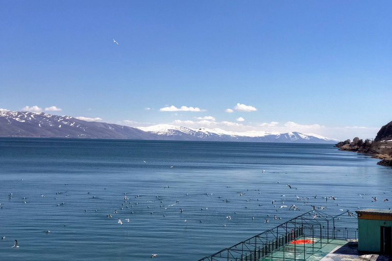 Da Tbilisi: Tour di un giorno di Dilijan e del lago Sevan in ArmeniaTour privato