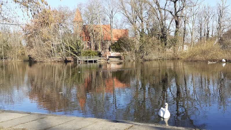 Berlin Schloss Britz Gärten Private Tour GetYourGuide