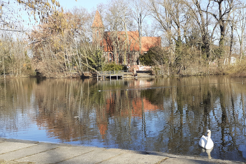 Berlin : visite privée des jardins du château BritzBerlin : visite privée du château Britz et du domaine