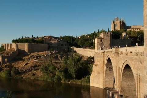 Toledo: Visita guiada a pie con entrada a 7 monumentosToledo Completo