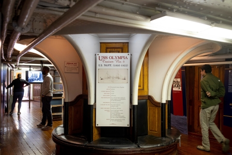 Philadelphie : Independence Seaport Museum et USS Olympia
