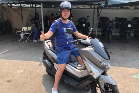 Yogyakarta: Karta motocykla z kierowcą lub bezZ Kierowcą