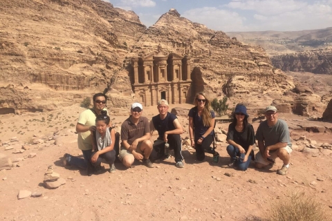 Depuis Amman : excursion privée à Petra avec prise en chargeExcursion privée à Petra avec prise en charge