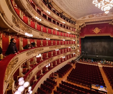 La Scala Theater and Museum Tour with Entry Tickets