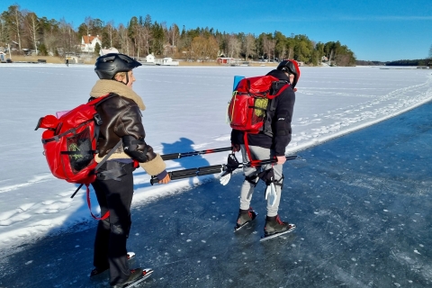 Stockholm: visite privée de patinage sur glace et déjeuner pour toute la famille