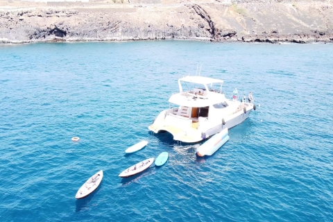 Lanzarote: Catamaran Ervaring met wateractiviteitenPrivécatamaran voor maximaal 12 passagiers
