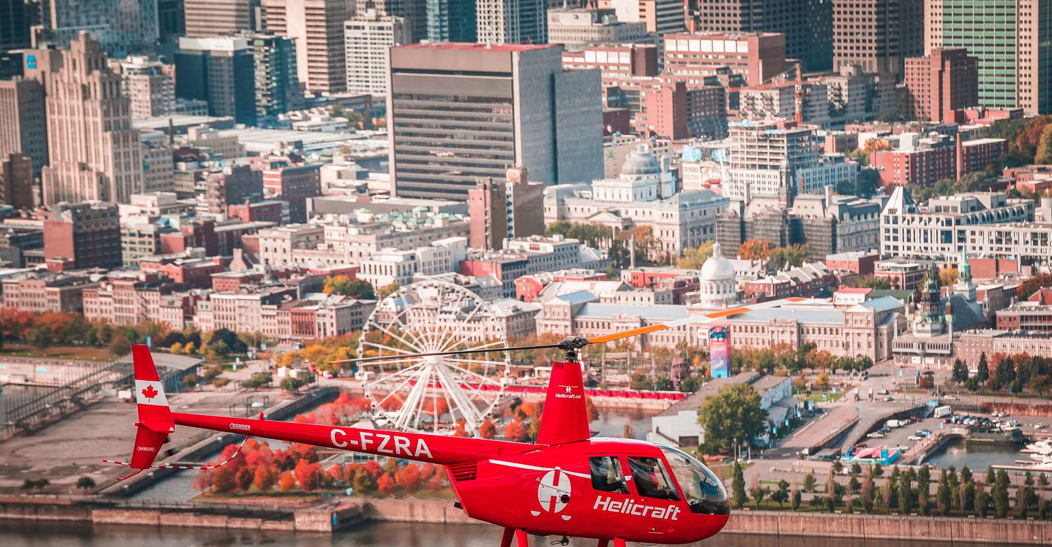 Montreal: Guided Helicopter Tour photo 7