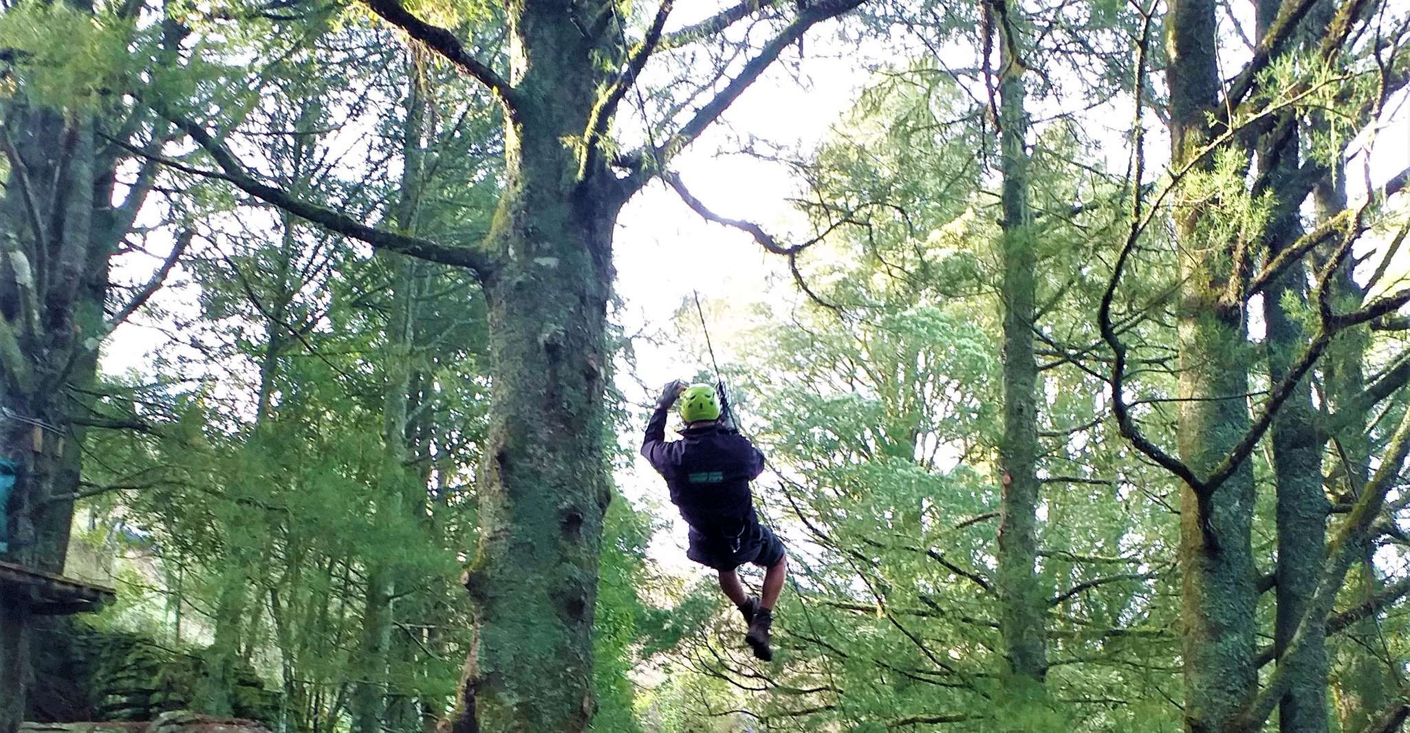Waitomo Höhlen 1-Kilometer-lange Zipline-Tour - Hizvo