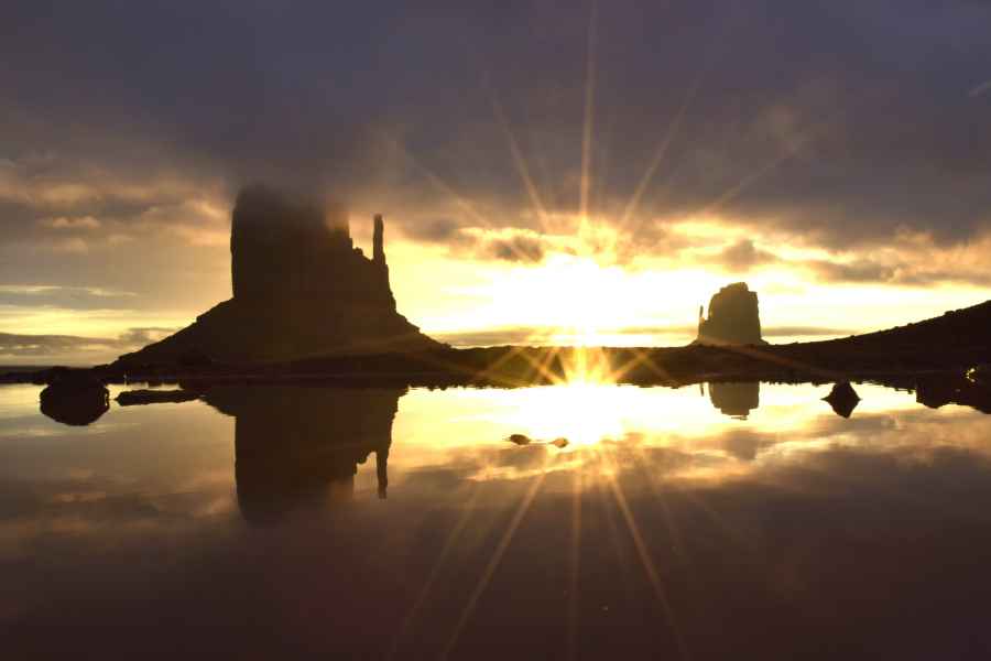 Monument Valley: 3-stündige Sonnenaufgangstour. Foto: GetYourGuide