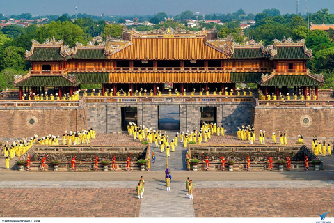 Da Da Nang: tour di 4 giorni e 3 notti a Hue, Hoi An e Da NangDa Da Nang: tour di 4 giorni e 3 notti alla scoperta delle attrazioni principali di Hue, Hoi An e Da Nang