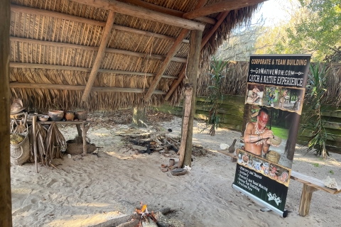 Kissimmee: Spectacle "L'évolution de l'arme" du village de Jororo