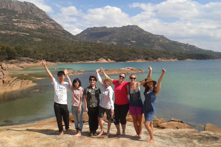 Hobart : Wineglass Bay & Freycinet Active Day TourDe Hobart: excursion active d'une journée à Wineglass Bay