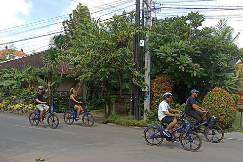 Ebike-tour door het dorp Sanur