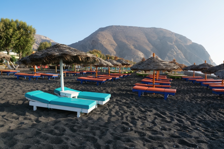 Thera : 4 heures d'excursion privée sur la plage de Santorin