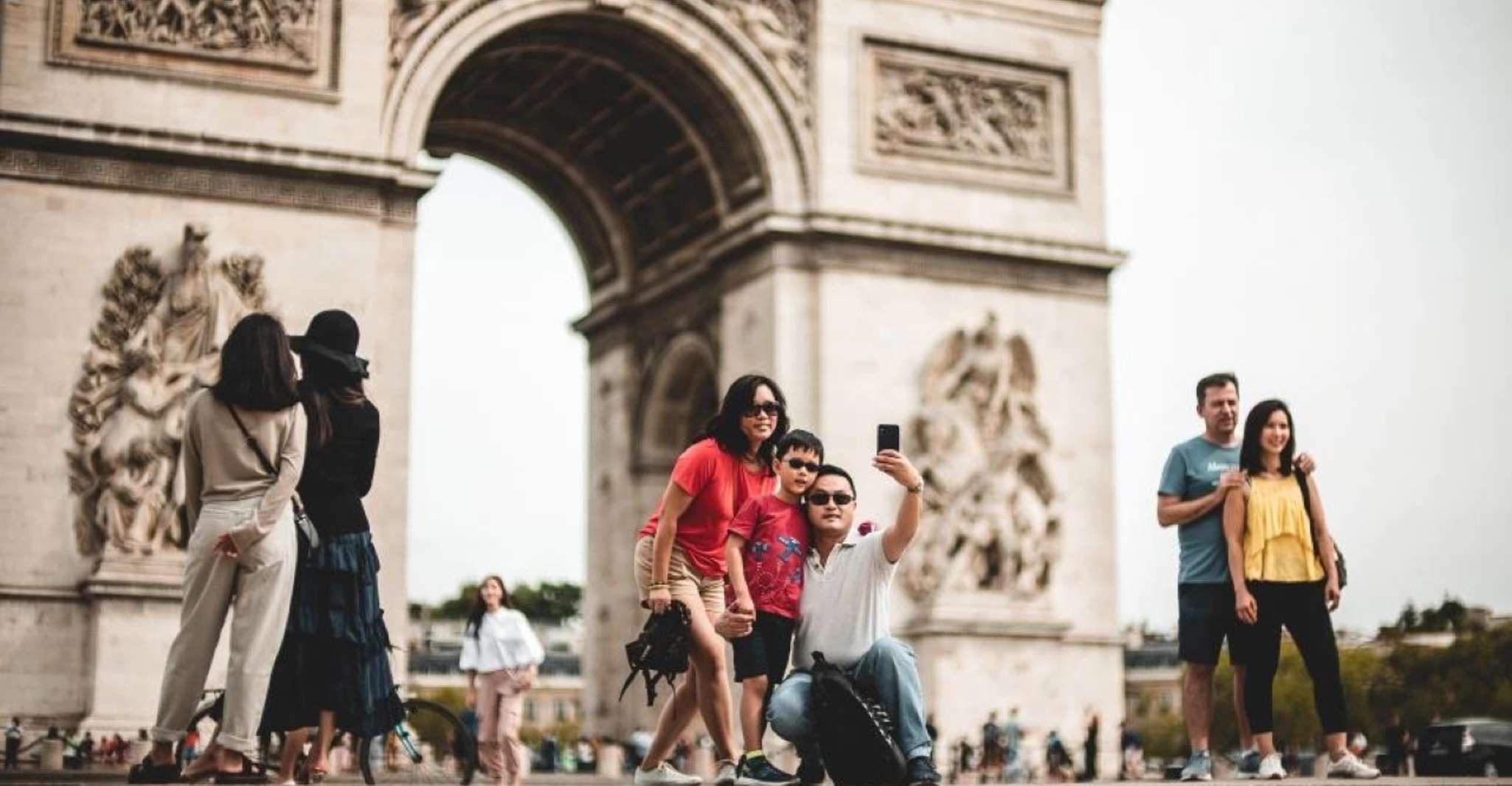 Paris, Arc de Triomphe Entry with Seine Cruise