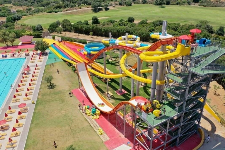 Entrada para o parque aquático Acqua Plus com traslado opcionalIngresso para o Parque Aquático Acqua Plus