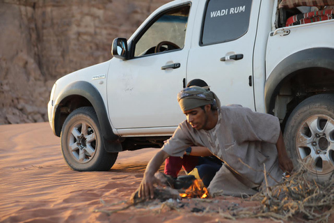 Full day Jeep tour (9 hours) with overnight and all meals Full day Jeep tour in the desert