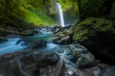 La Fortuna : Ponts suspendus et visite du volcan Arenal avec déjeuner