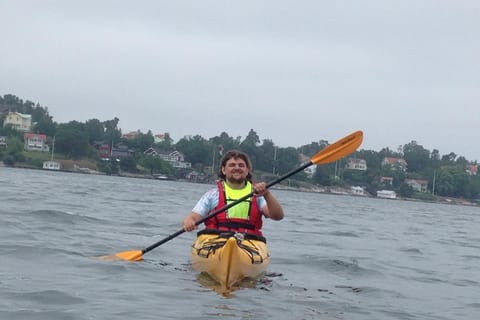 Stockholm: Guided Sunset Kayaking Tour with Barbecue