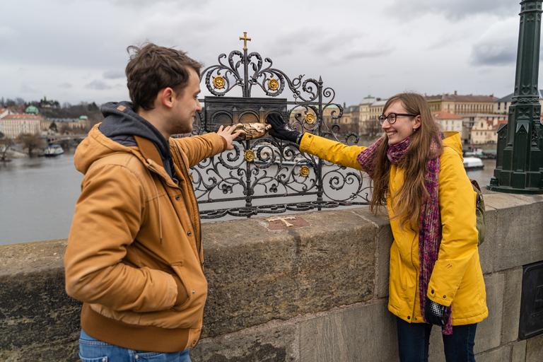 Castillo de Praga y Puente Ch. Visita Privada a Pie en DE o ENCastillo de Praga y Puente Ch. Visita Privada a Pie en Inglés