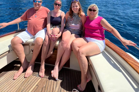 Capri: passeio de barco com mergulho, limoncello e lanche