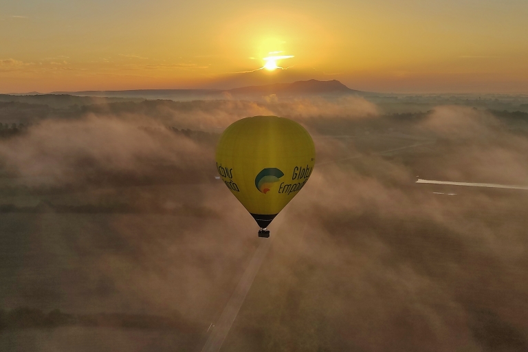 Costa Brava: Hot Air Balloon Flight with a Catalan Breakfast Adult flight Empordà (shared)