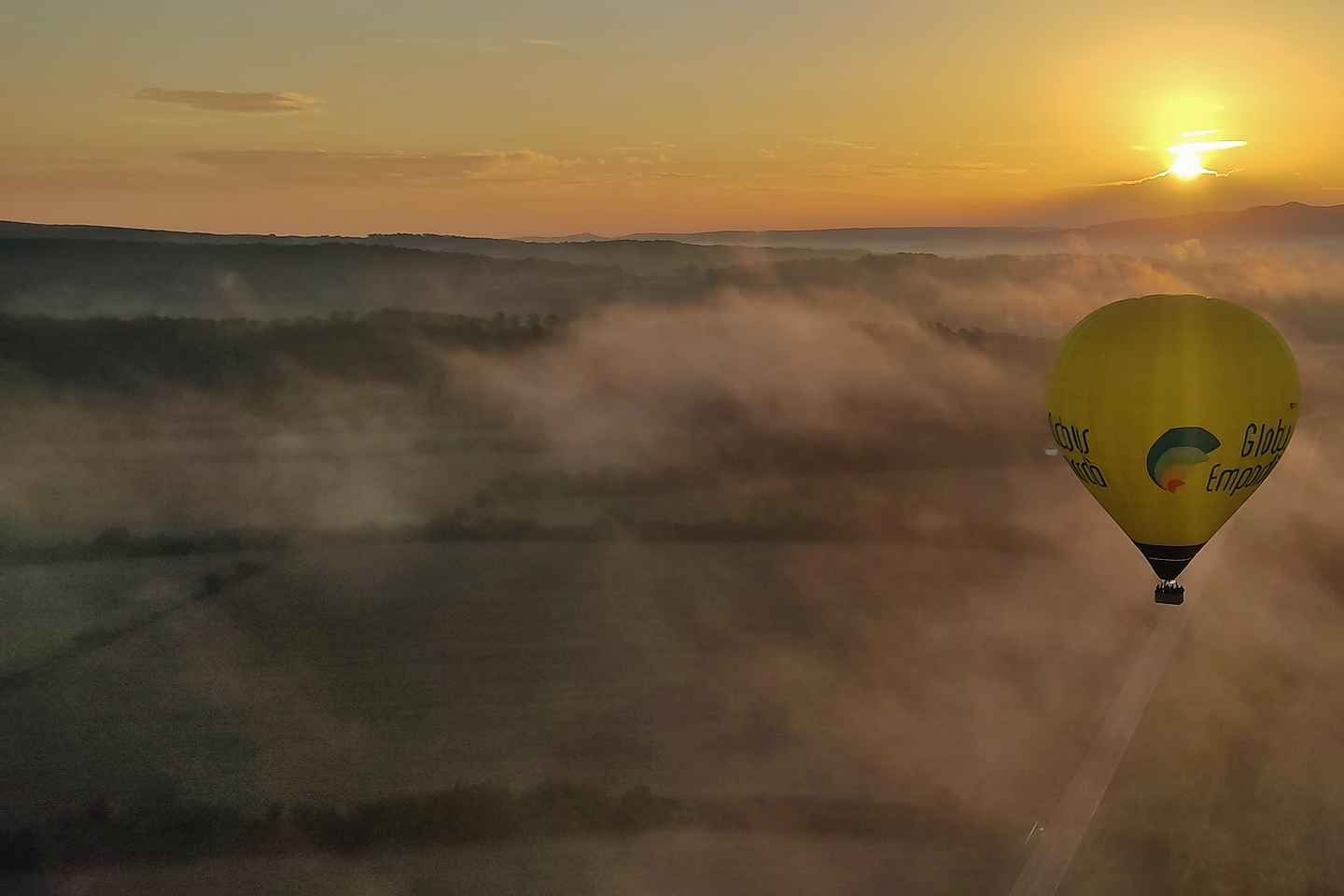 Costa Brava: Hot Air Balloon Flight