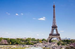 Paris: Ticket für die Eiffelturm-Gipfel-Etage und Seine-Flussfahrt
