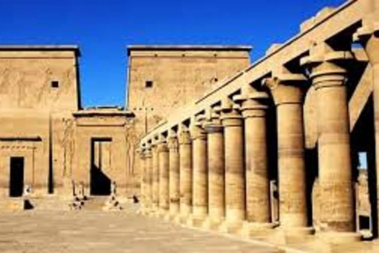 From Cairo: Pyramids, Luxor &amp; Aswan 8-Day Tour by Train/Boat