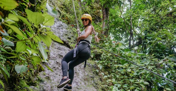 La Fortuna: 7-Zip-Line Tour & Thermal Pools