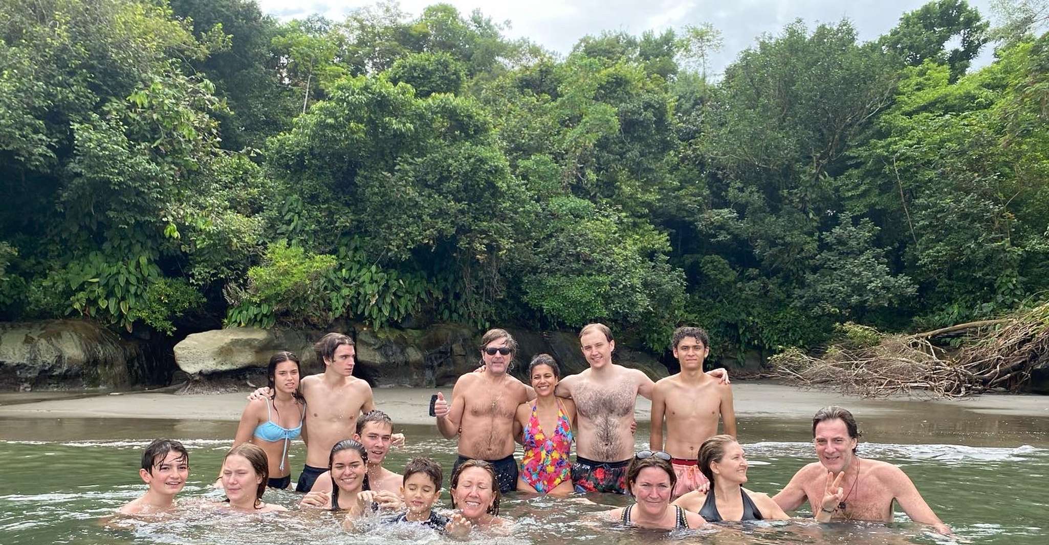 Viagem de um dia de observação de baleias de Cali em Buenaventura - Hizvo