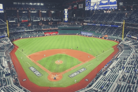 Dallas: Baseballspiel der Texas Rangers im Globe Life FieldPremium-Sitzplätze