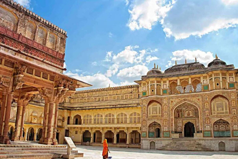 Jaipur: Old & New Jaipur Full day City Tour by Car+ Guide